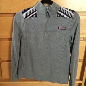 Vineyard Vines grey with blue pattern shoe shirt